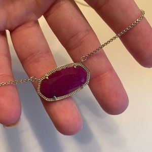 Kendra Scott necklace